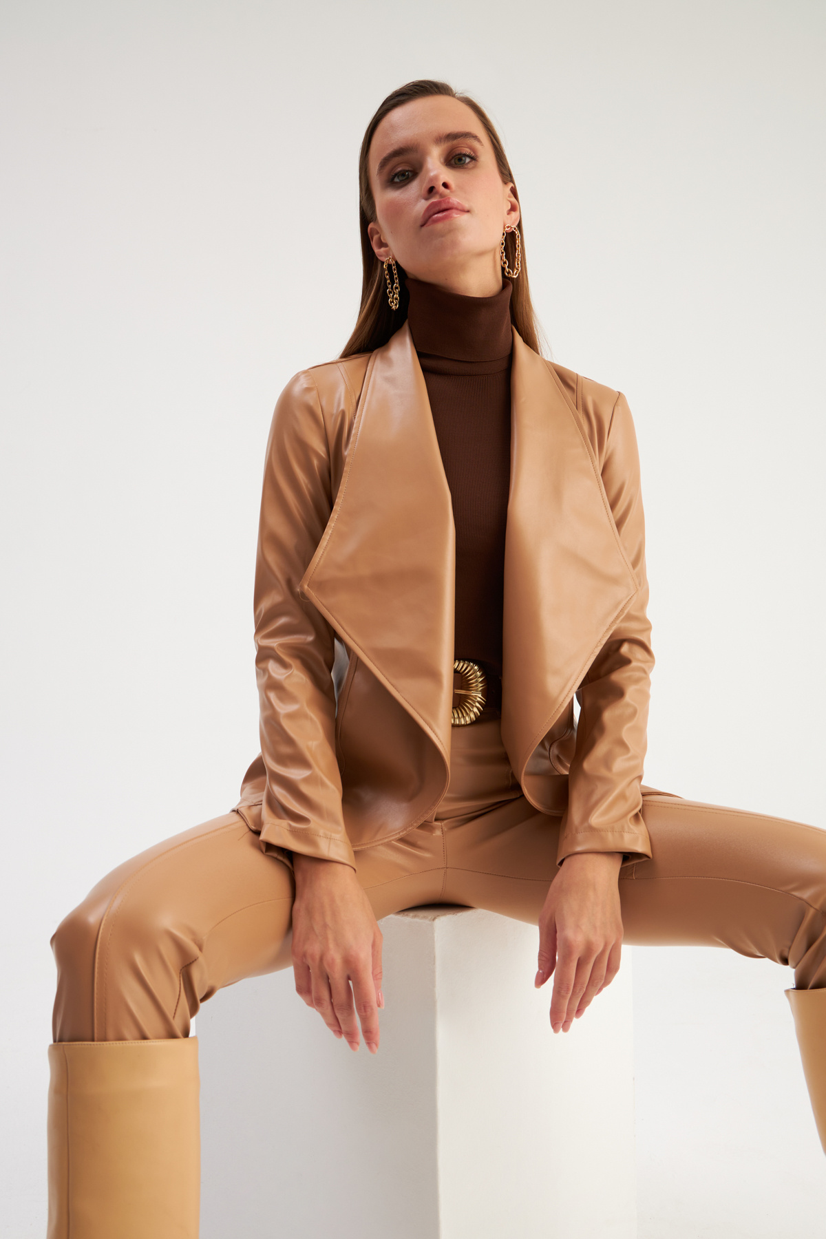 Geniş Yaka Deri Ceket - BEJ