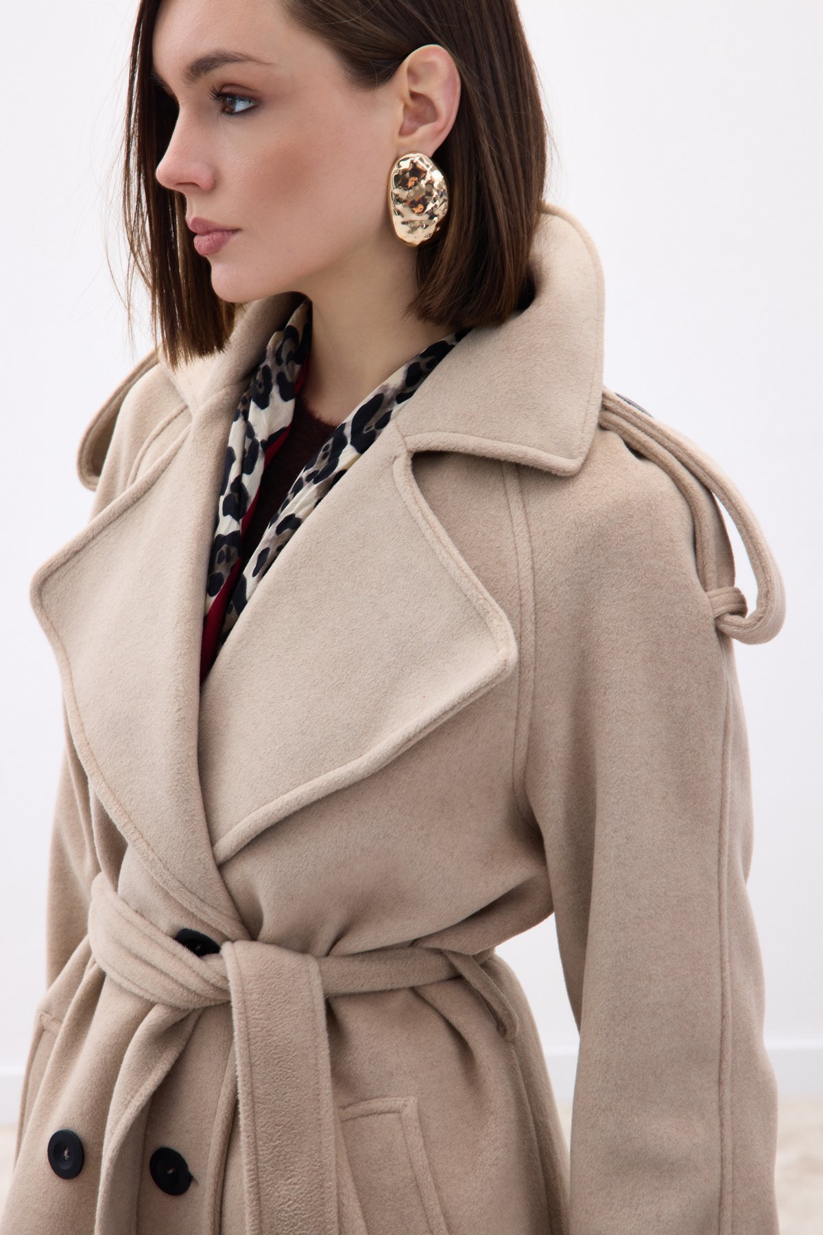 Geniş Yaka Uzun Kaban - Bej