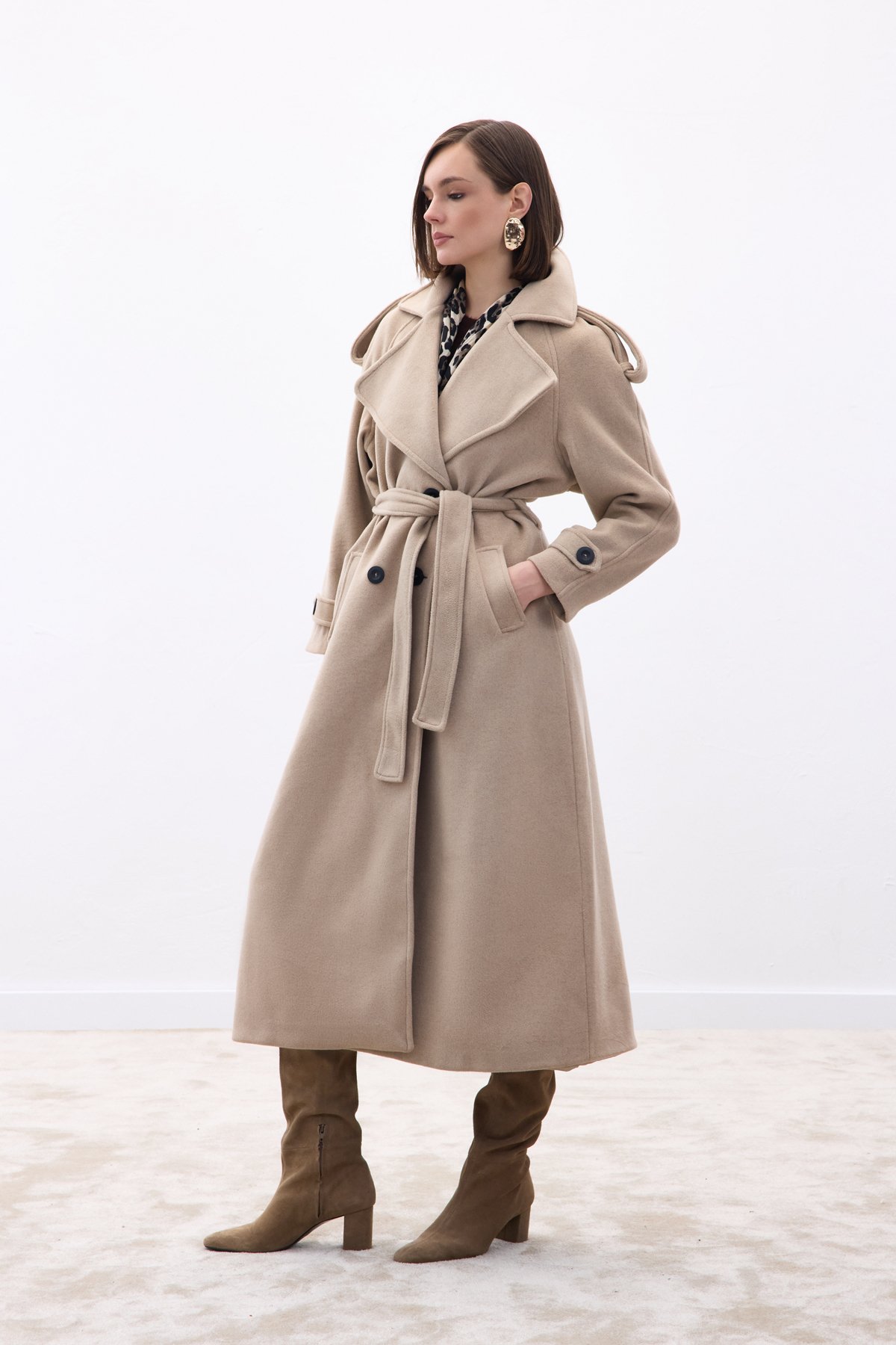 Geniş Yaka Uzun Kaban - Bej