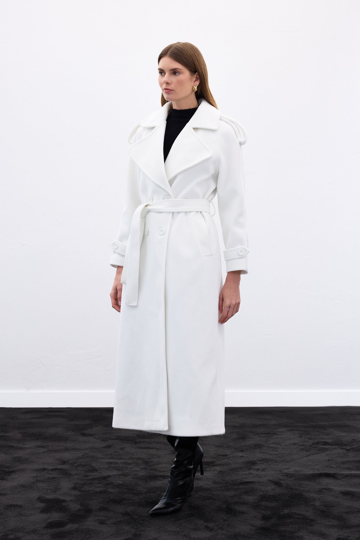 Geniş Yaka Uzun Kaban - Ekru