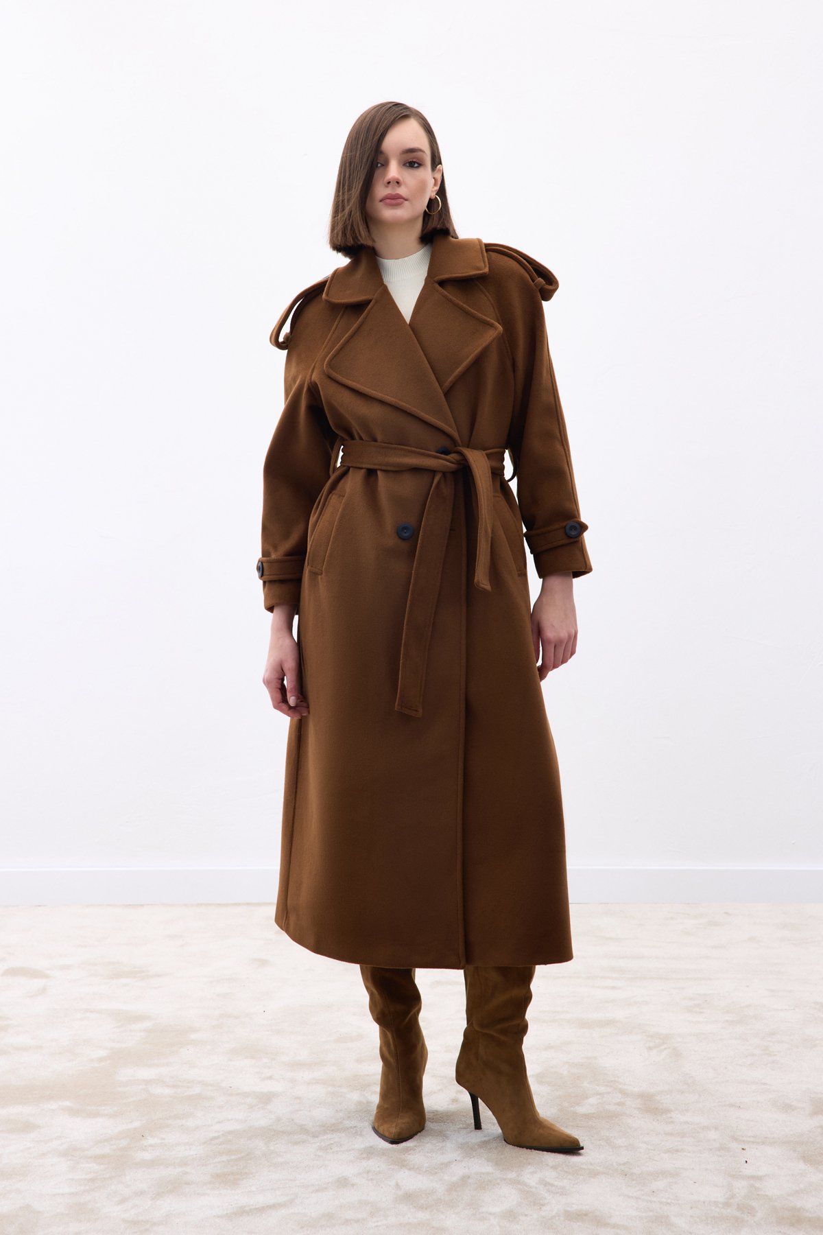 Geniş Yaka Uzun Kaban - Kahve