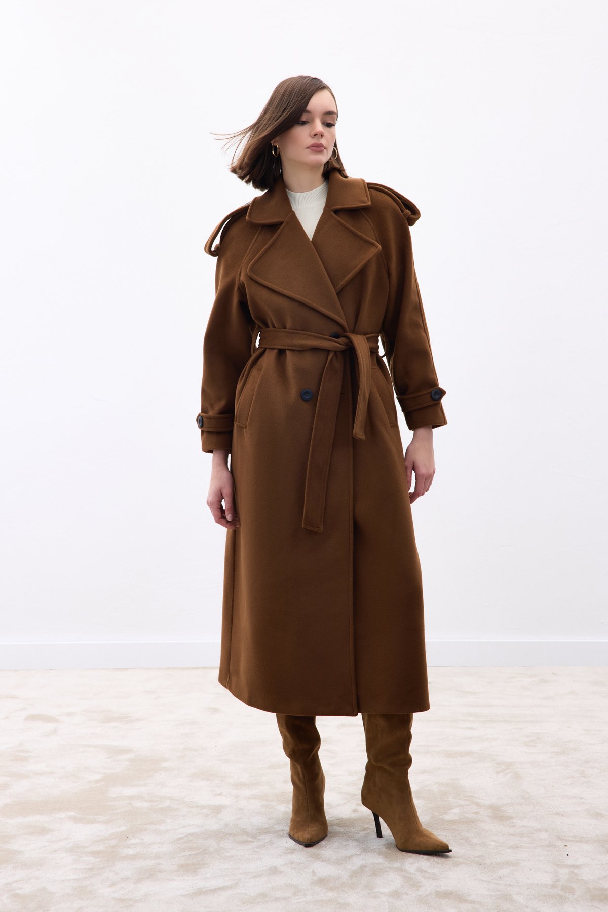 Geniş Yaka Uzun Kaban - Kahve