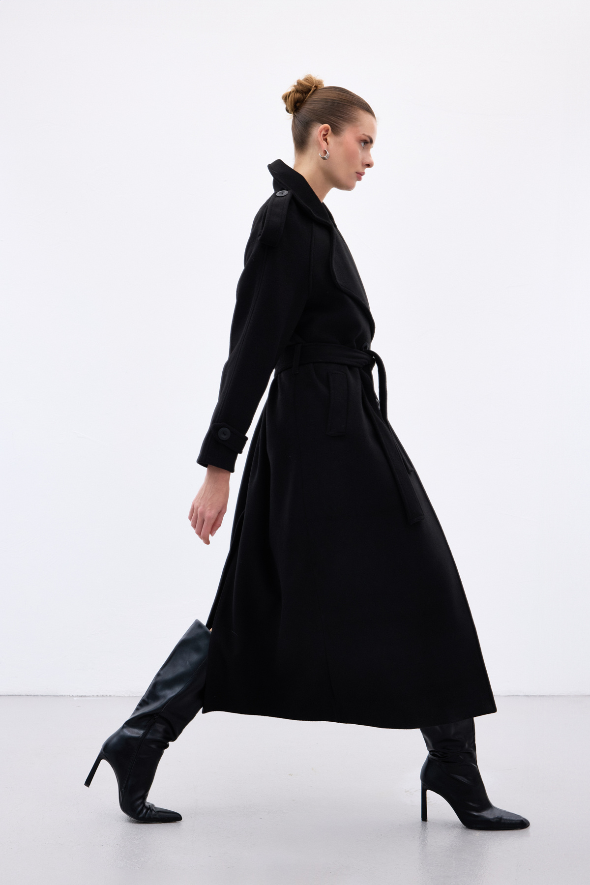 Geniş Yaka Uzun Kaban - Siyah