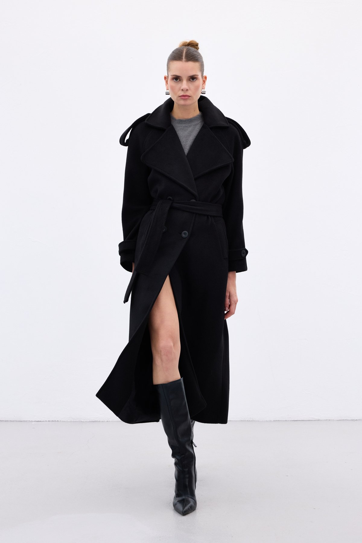 Geniş Yaka Uzun Kaban - Siyah