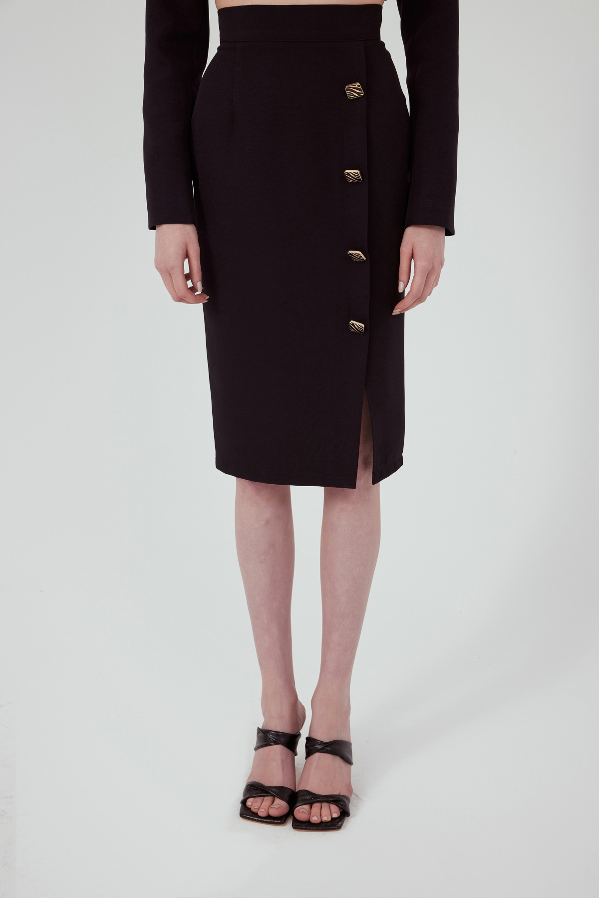 Gold süs düğme kalem etek - SİYAH