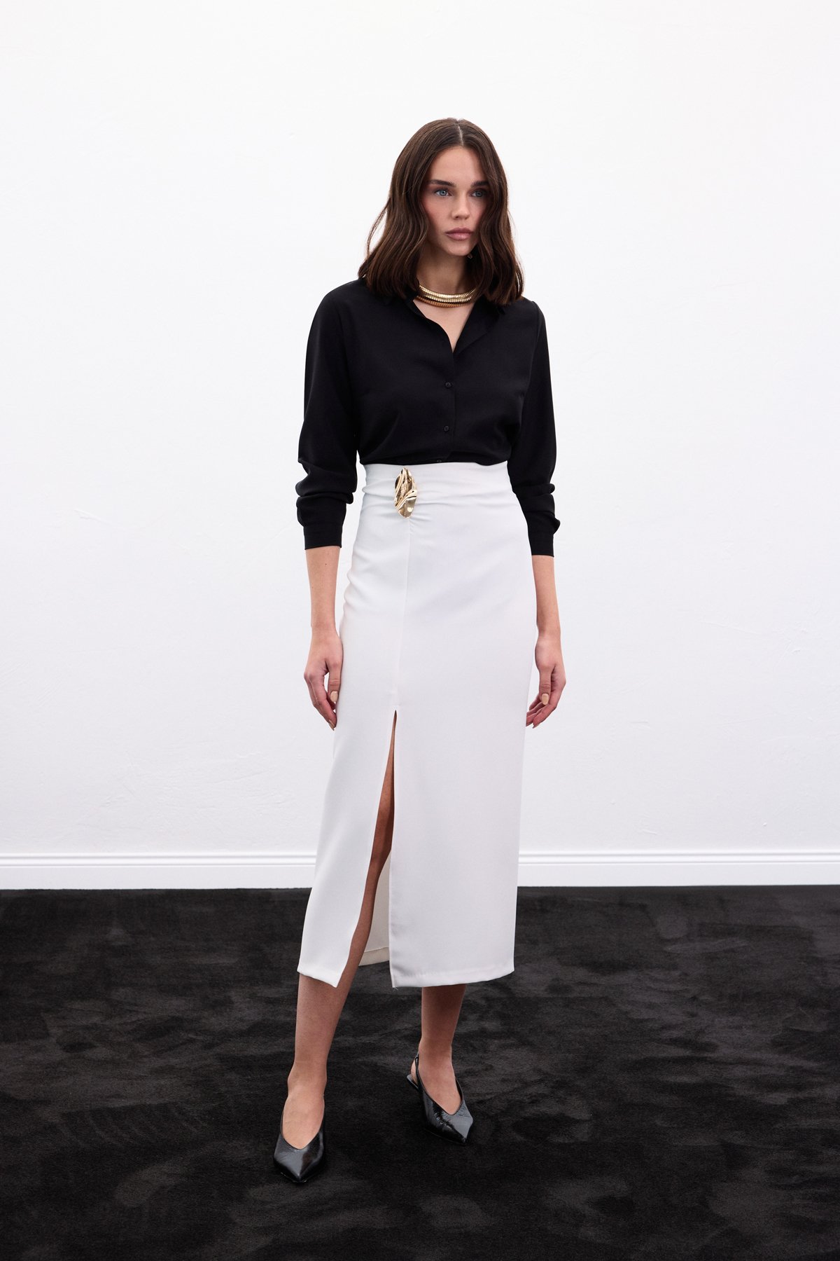 Gold Yan Aksesuarlı Etek - Ekru