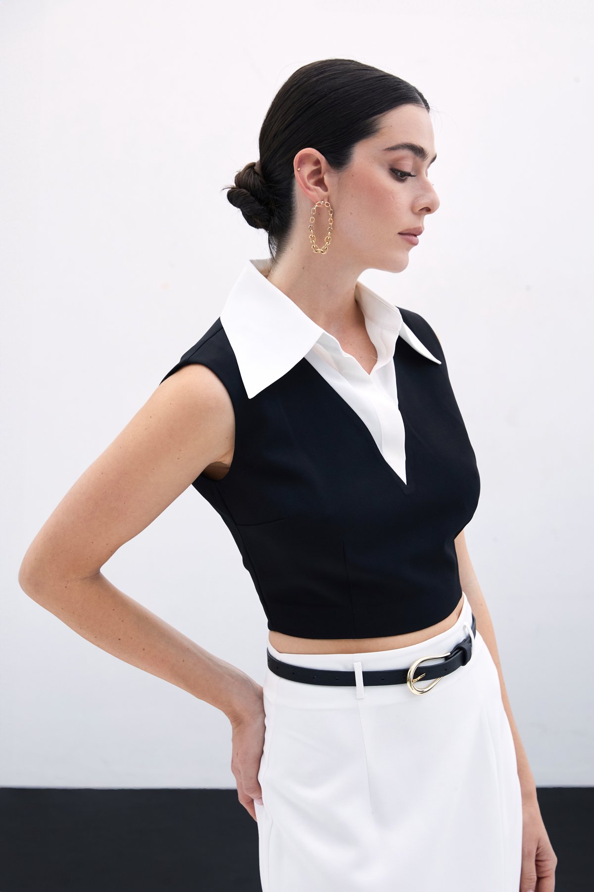 Gömlek Yaka Kısa Bluz - Siyah