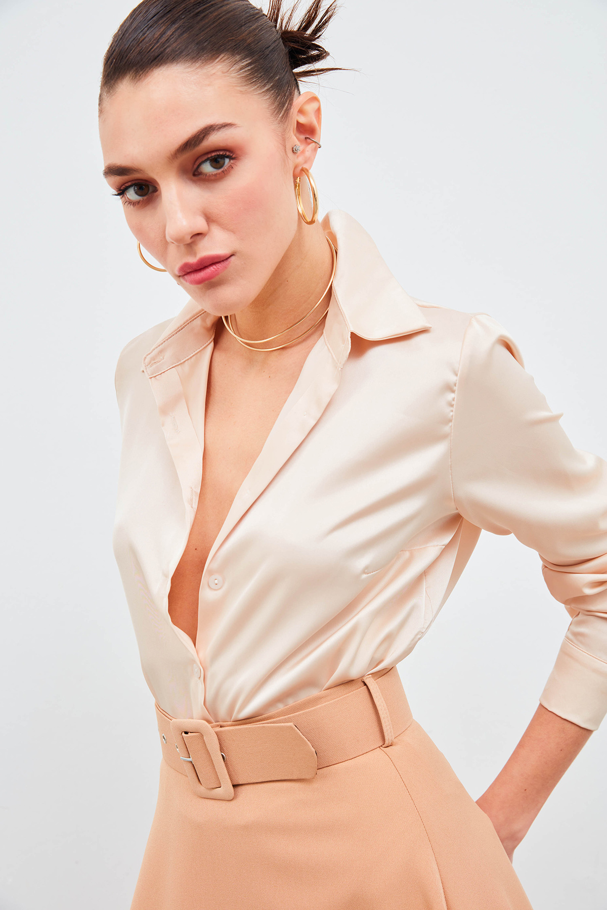 Gömlek Yaka Saten Bodysuit Bluz - BEJ