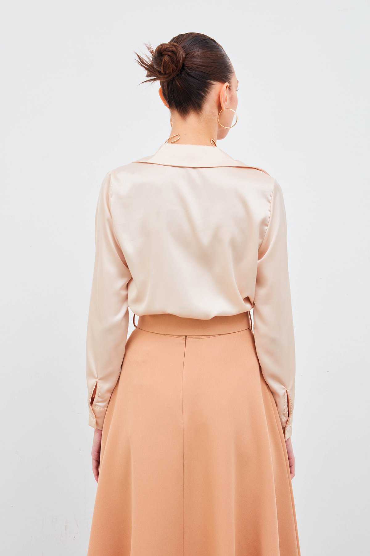 Gömlek Yaka Saten Bodysuit Bluz - BEJ