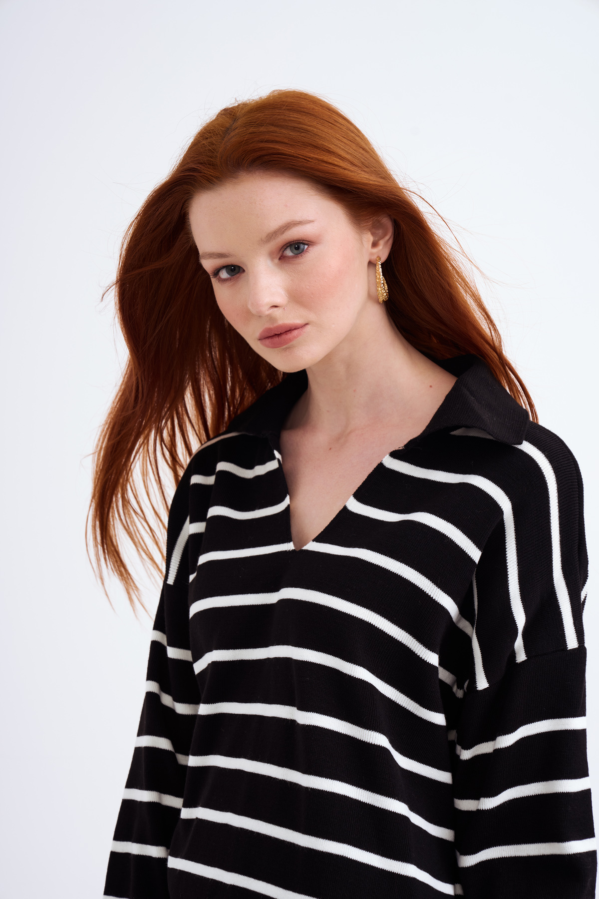 Gömlek yaka uzun triko kazak - SİYAH-BEYAZ