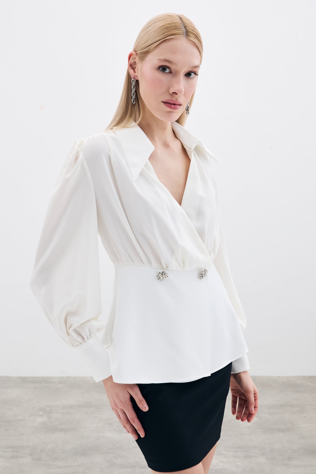 Gömlek Yakalı Bluz - Ekru
