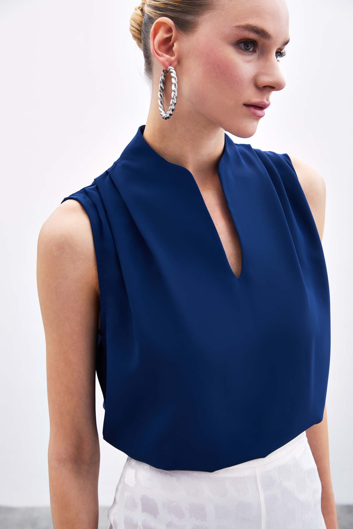 Hakim Yaka Kolsuz Bluz - Lacivert