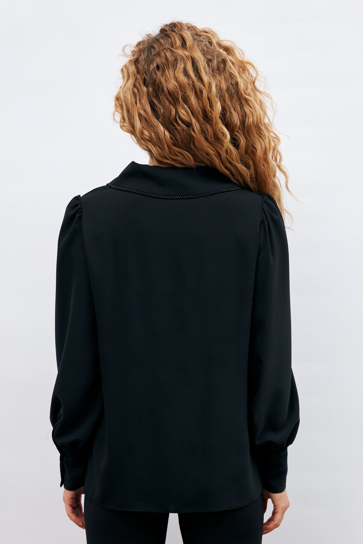 İnci Yakalı Bluz - SİYAH