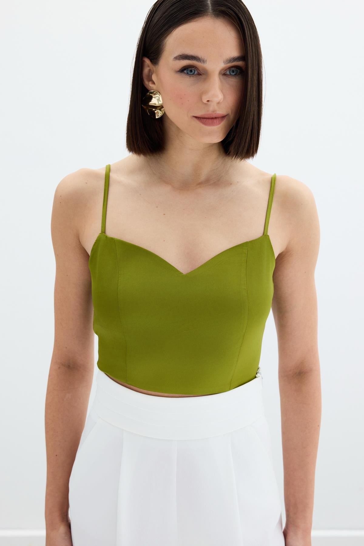 İp Askılı Saten Crop Bluz - YAĞ YEŞİLİ