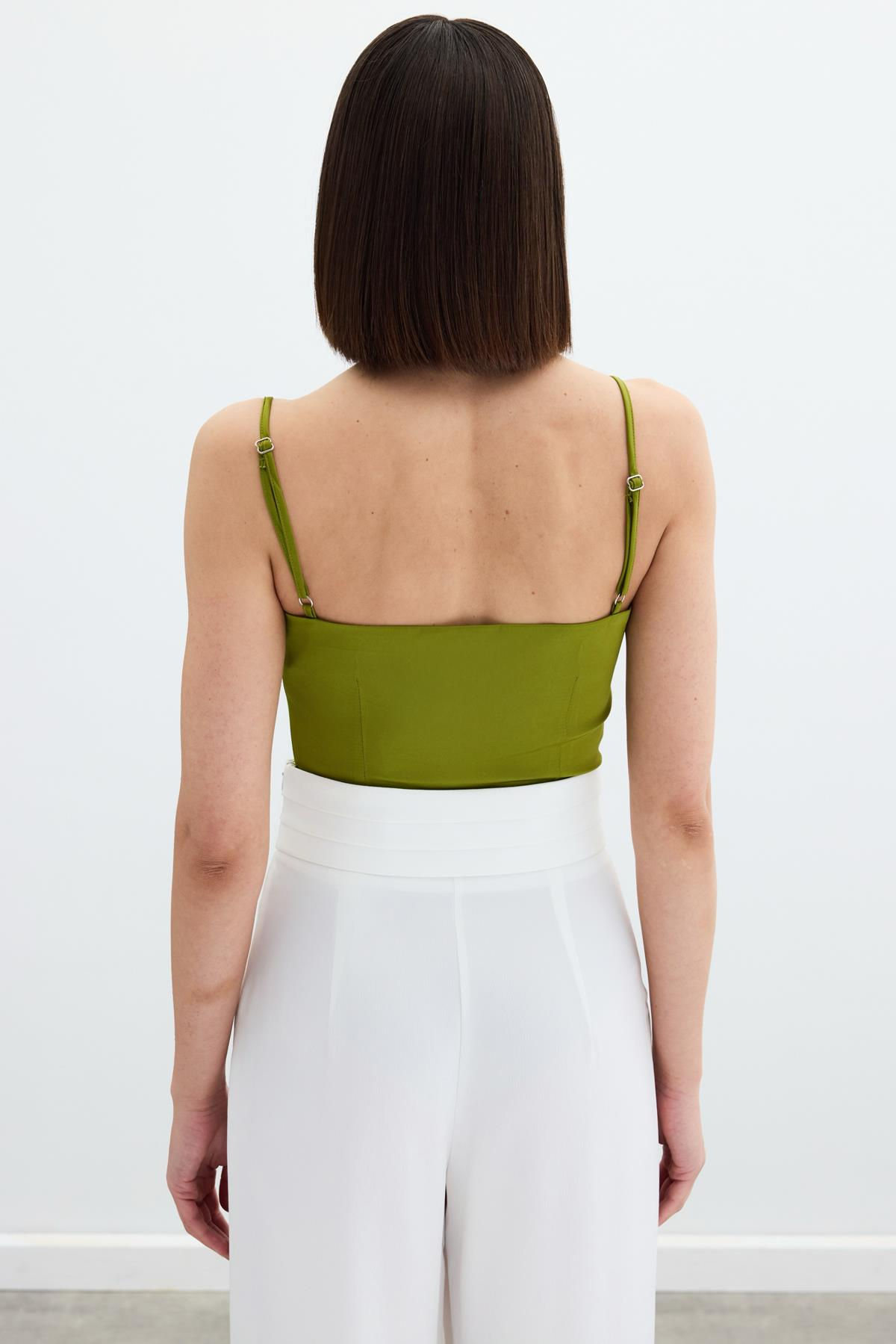İp Askılı Saten Crop Bluz - Yağ Yeşili