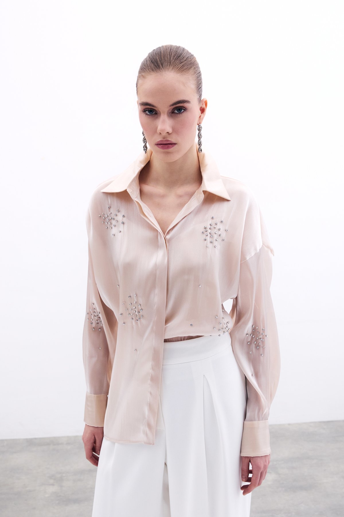 İşlemeli Organze Gömlek - Bej