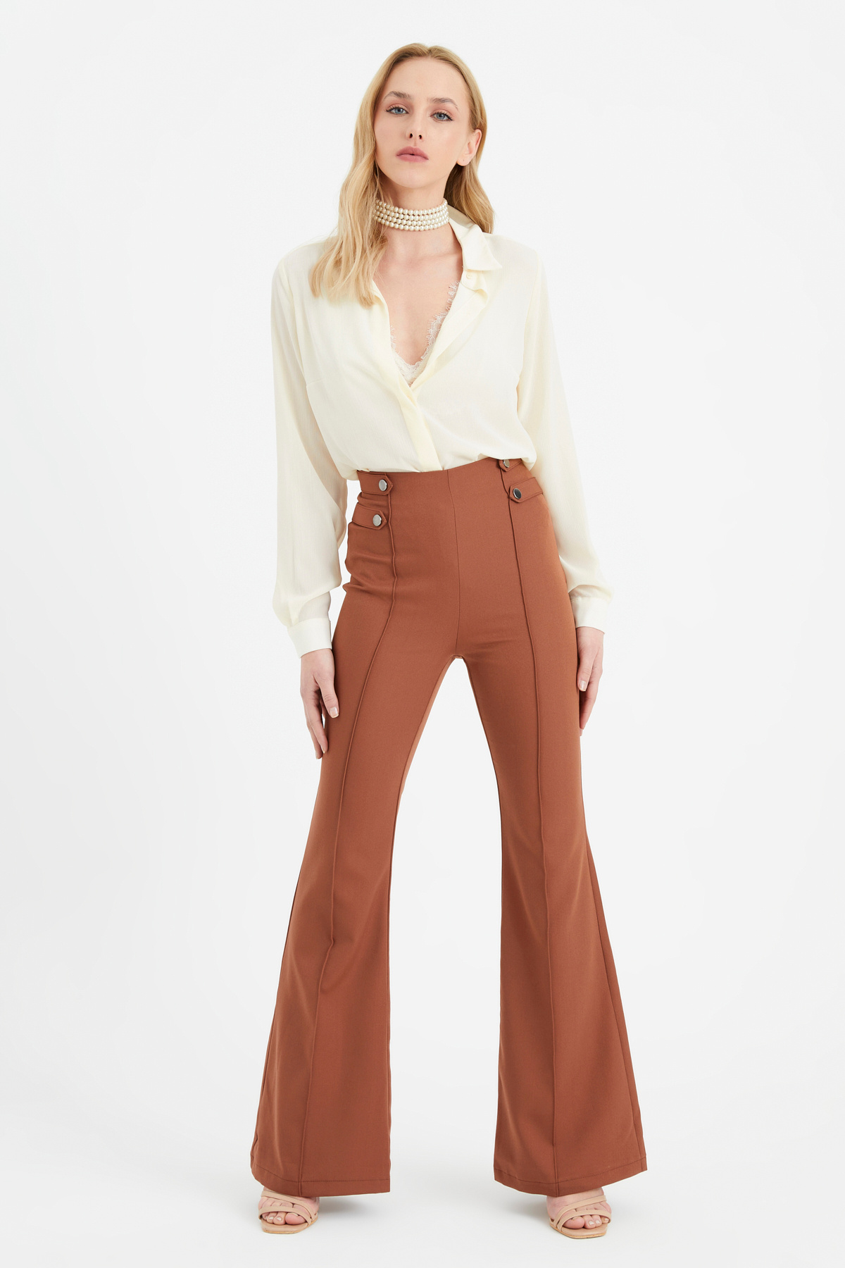 Flared crepe trousers - BROWN