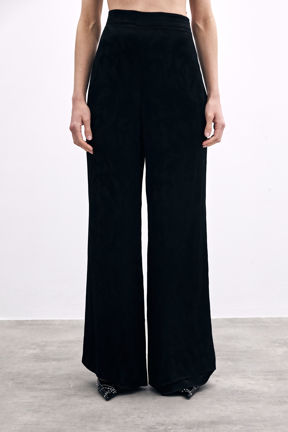 Jakarlı Bol Paça Pantolon - Siyah