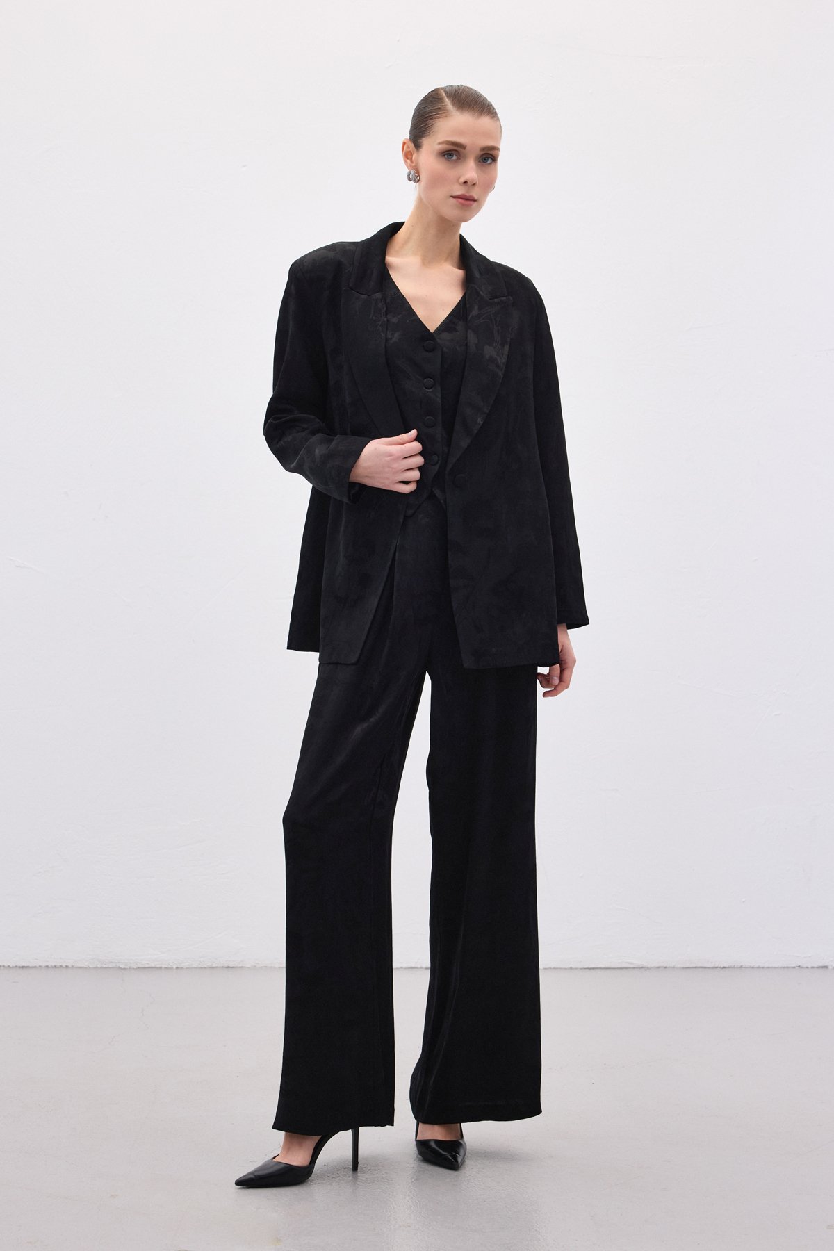 Jakarlı Bol Pantolon - Siyah