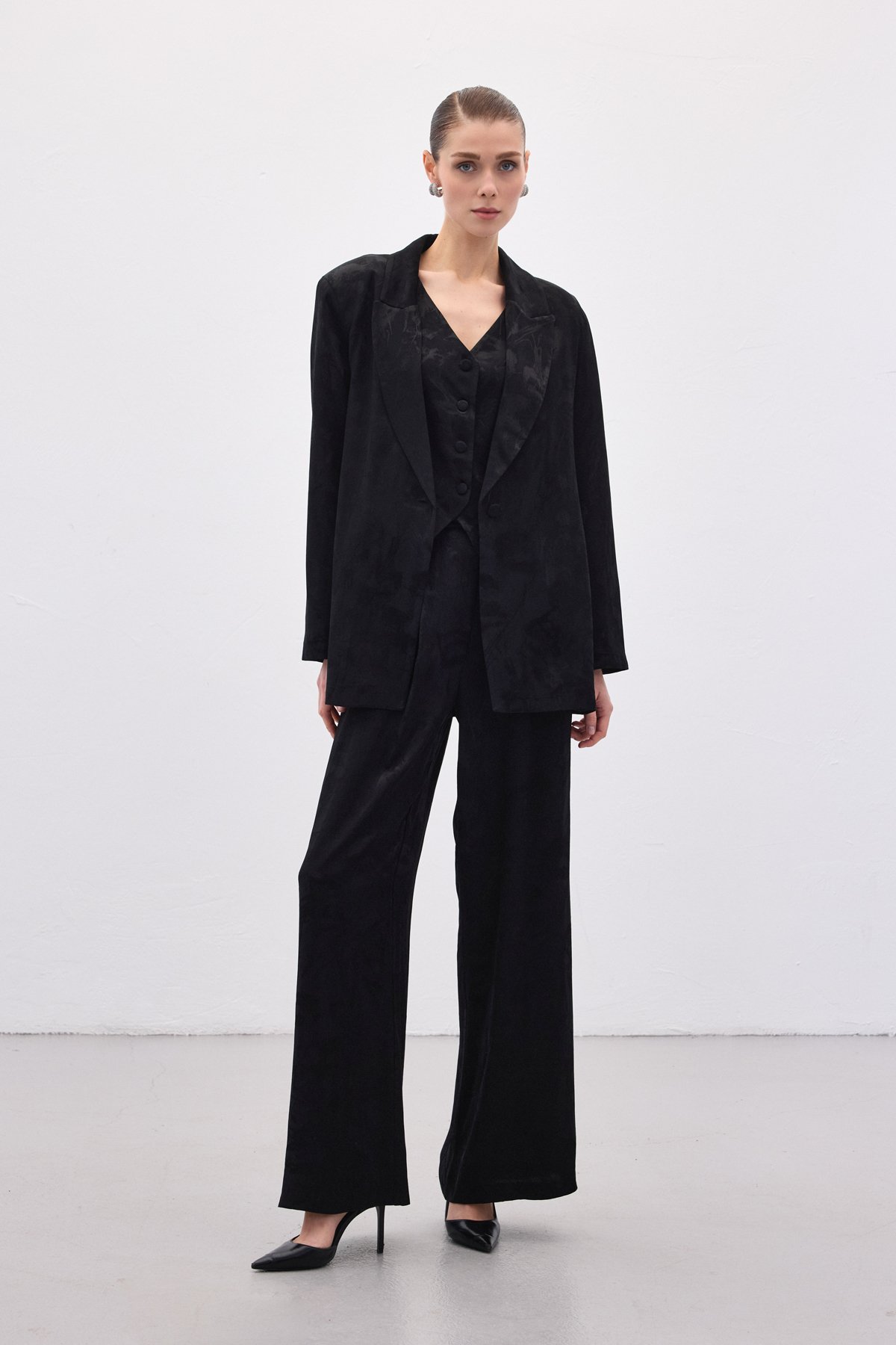 Jakarlı Bol Pantolon - Siyah