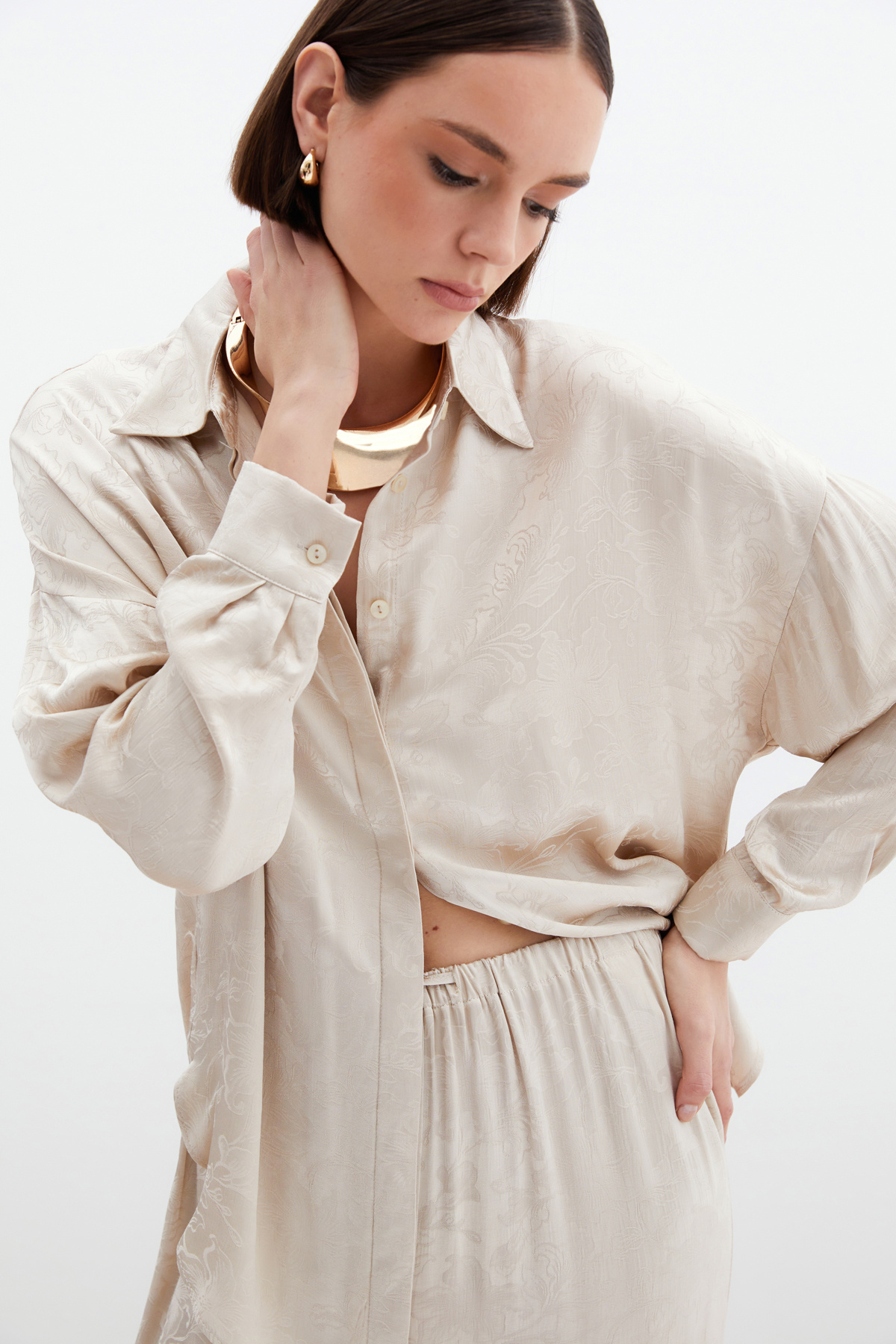 Jakarlı Saten Gömlek - Bej