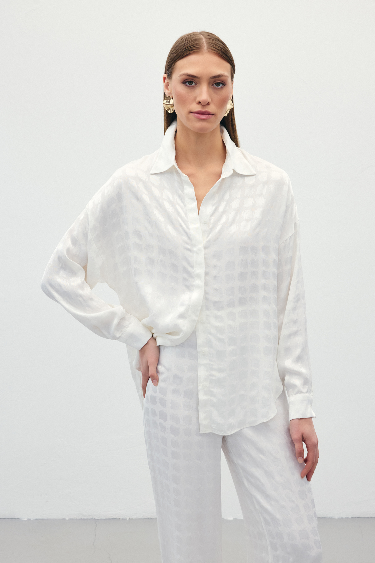 Jakarlı Saten Gömlek - Ekru