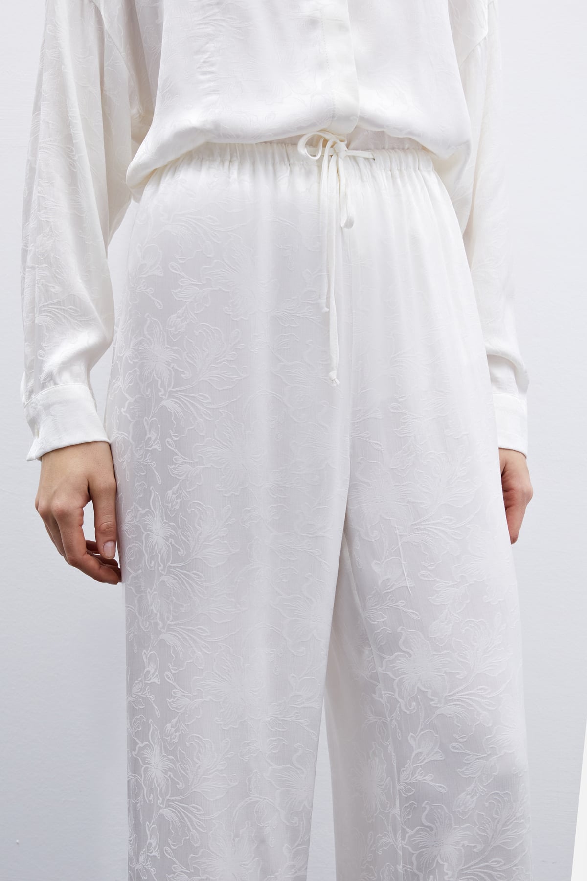 Jacquard Satin Trousers - Ecru