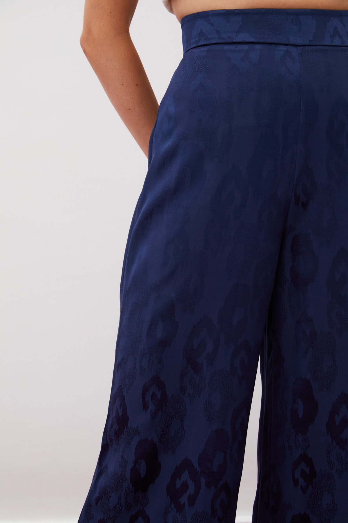 Jakarlı Saten Pantolon - LACİVERT