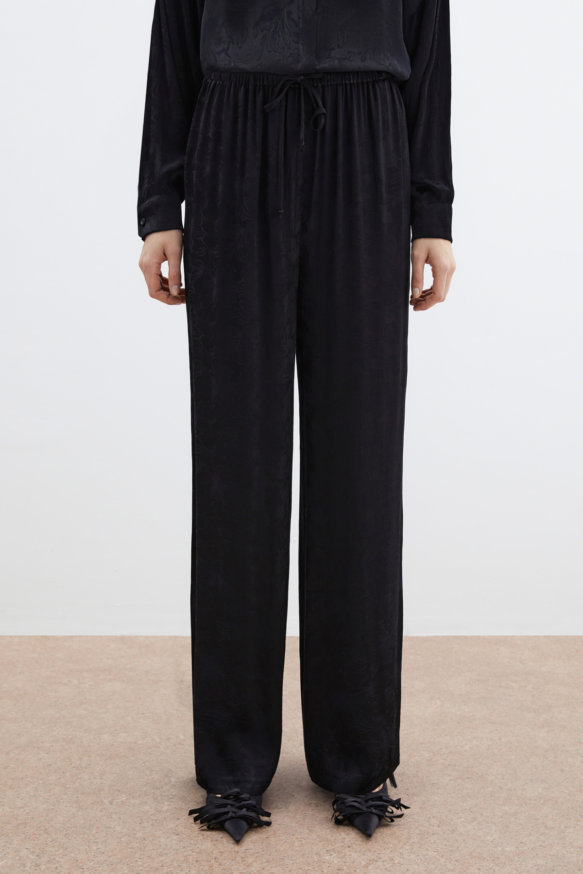 Jakarlı Saten Pantolon - Siyah