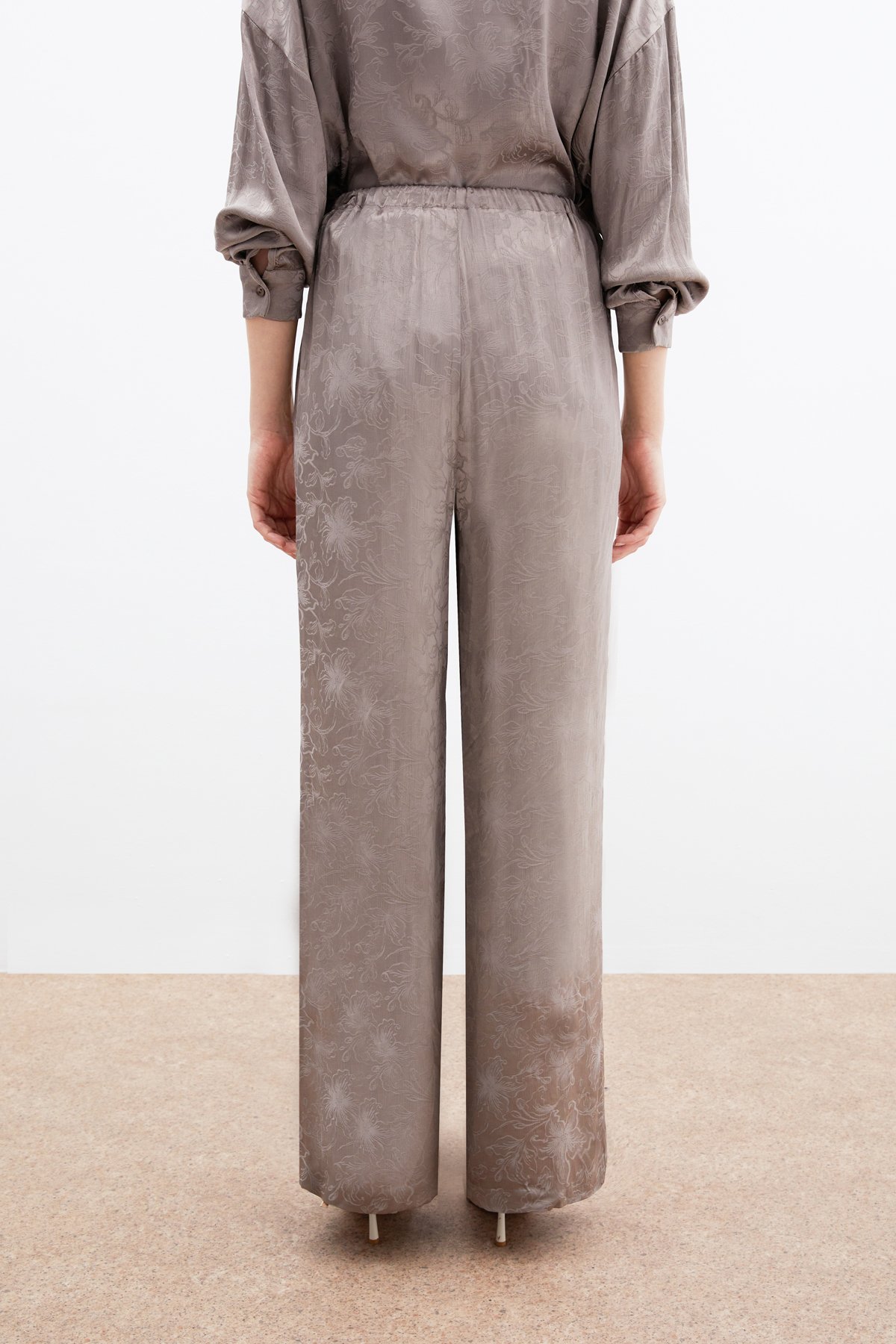 Jakarlı Saten Pantolon - Vizon