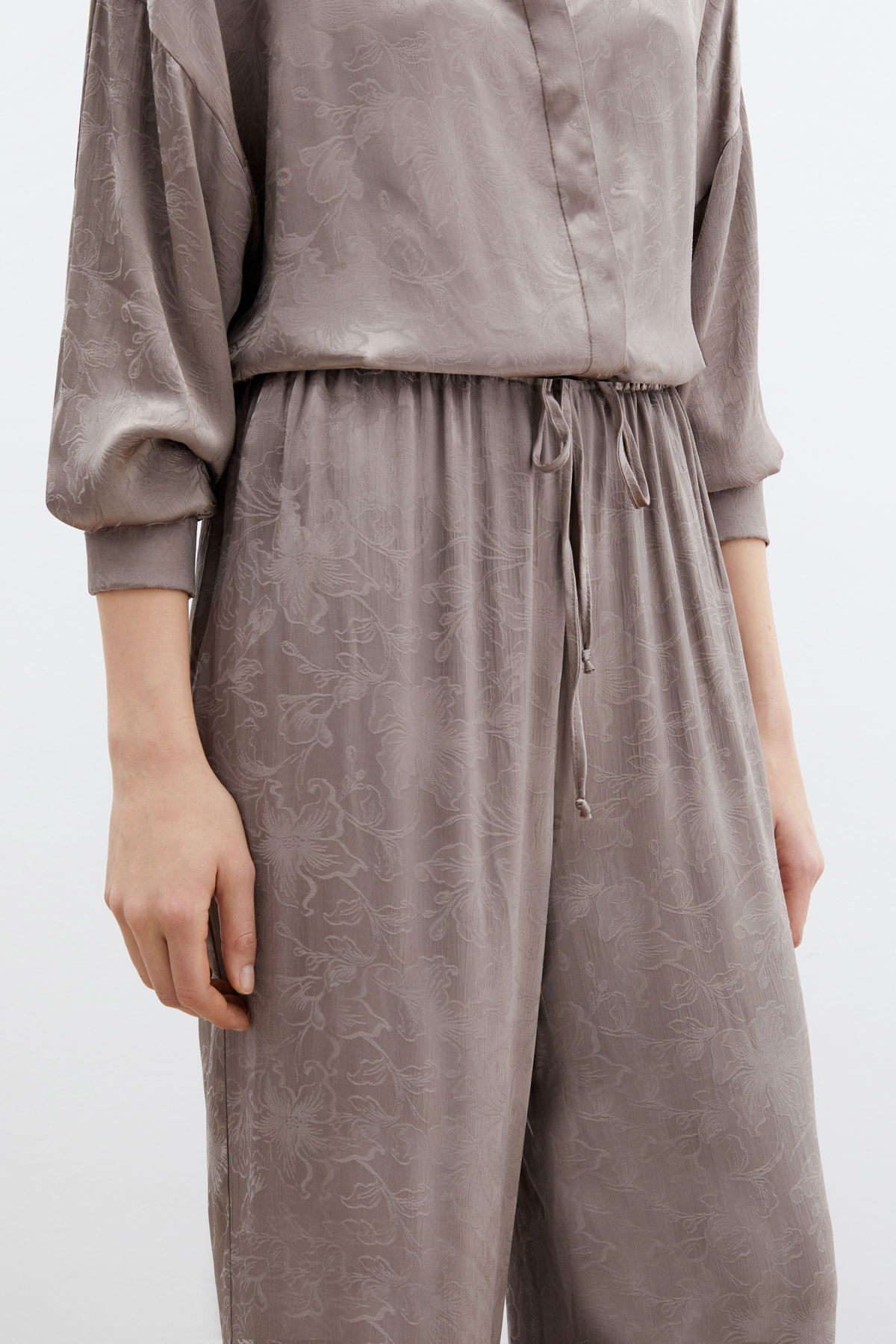 Jakarlı Saten Pantolon - Vizon