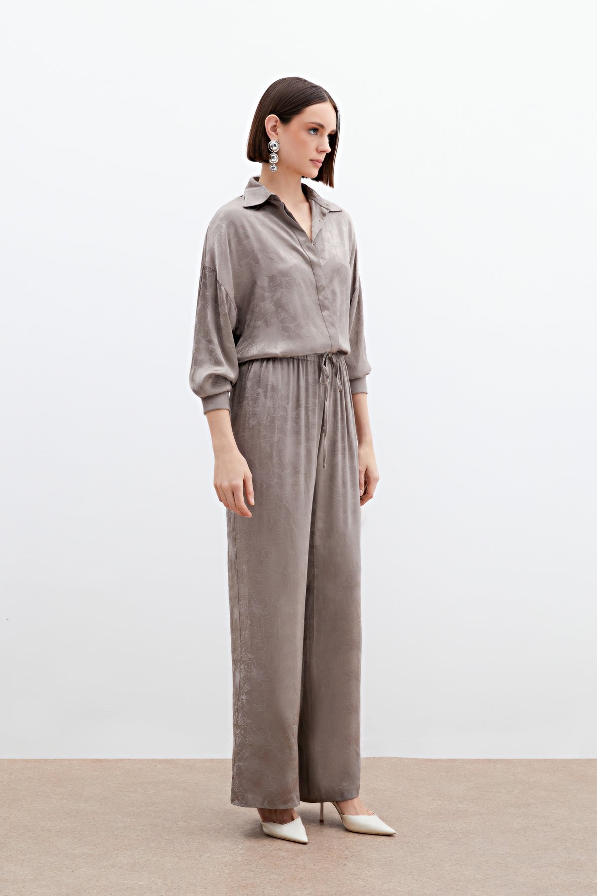 Jakarlı Saten Pantolon - Vizon