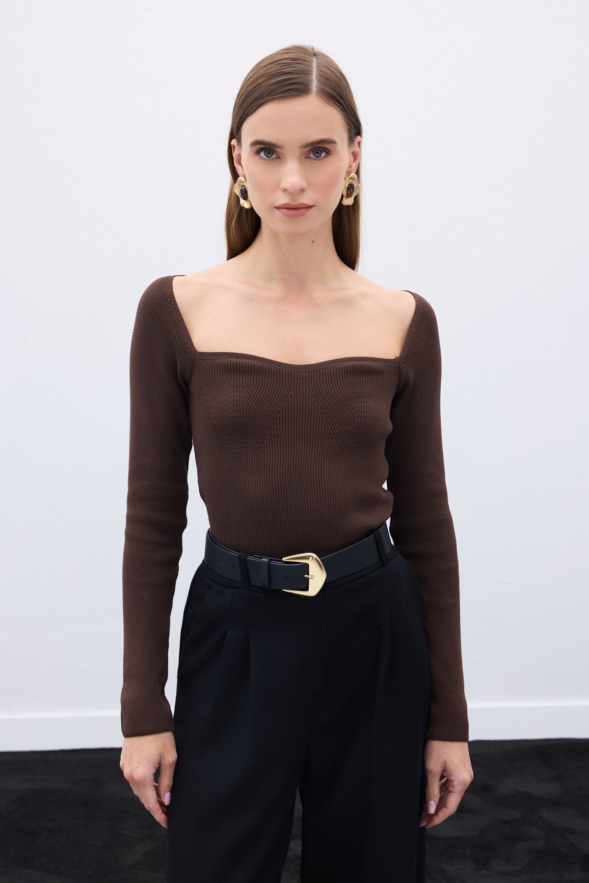 Kalp Yaka Triko Bluz - Kahve