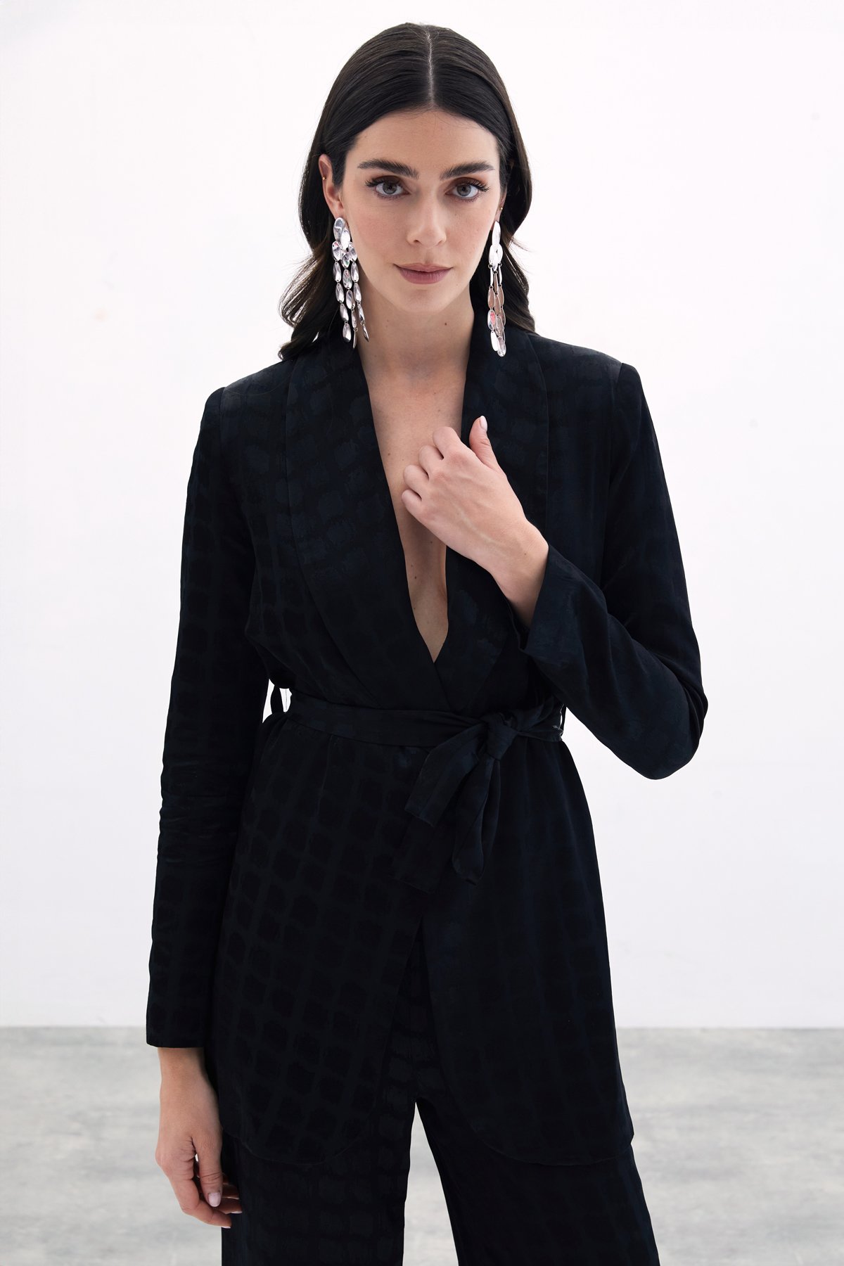 Kare Desenli Kuşaklı ceket - Siyah