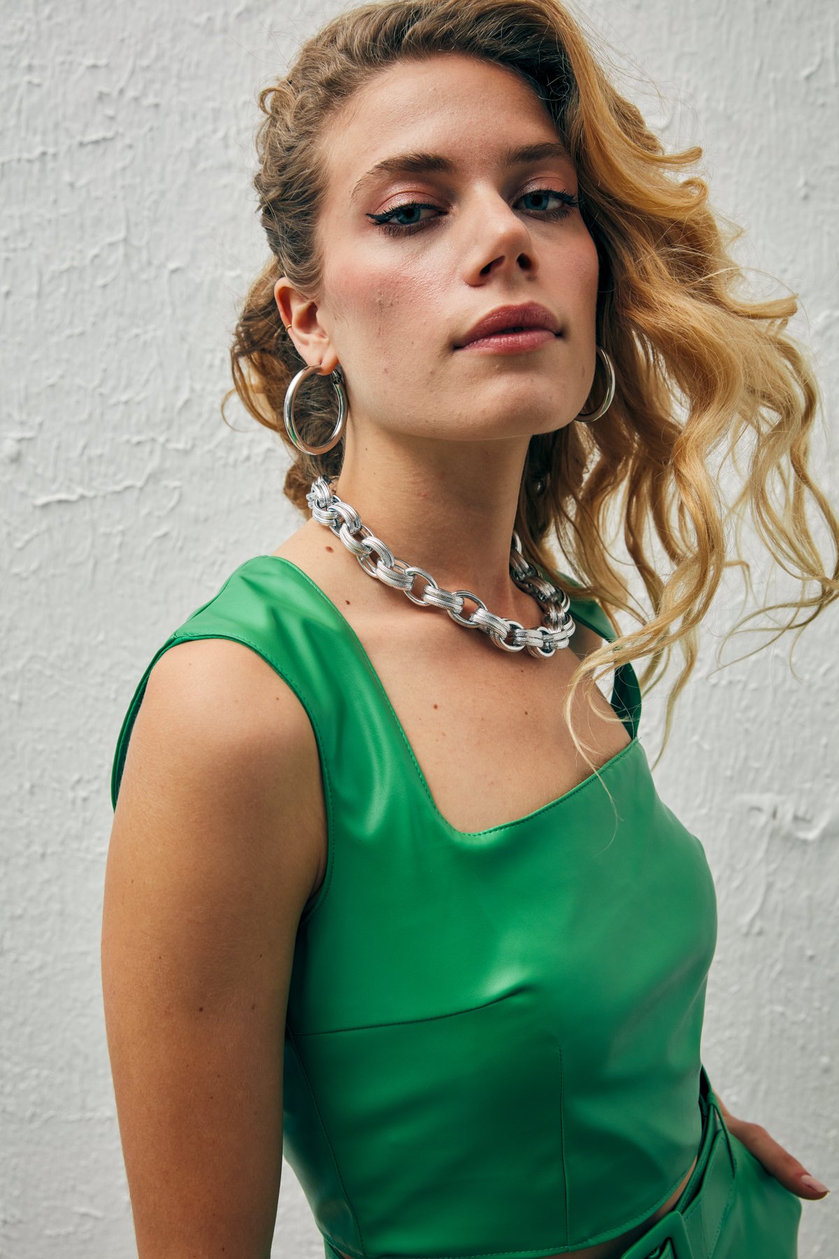 Kare Yaka Deri Crop Bluz - YEŞİL