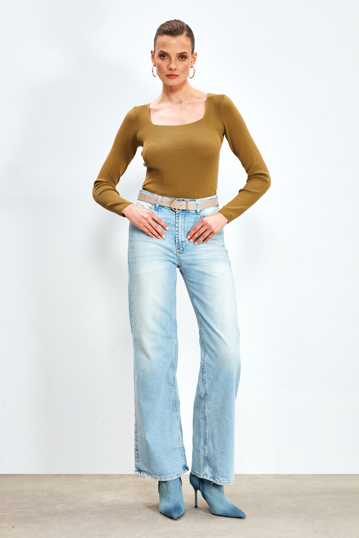 Square Collar Knitwear - GREEN