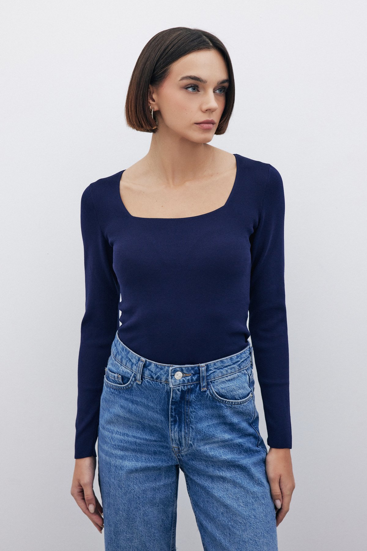 Square Collar Knitwear - BLUE
