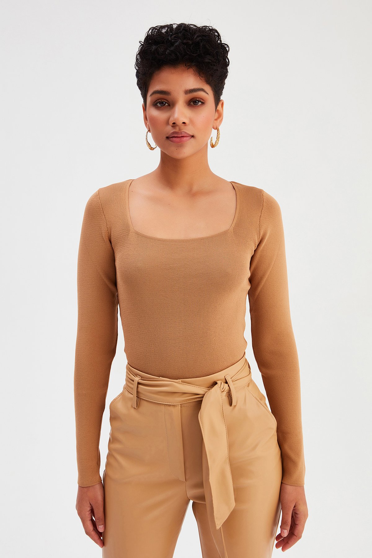 Kare Yaka Triko - VİZON