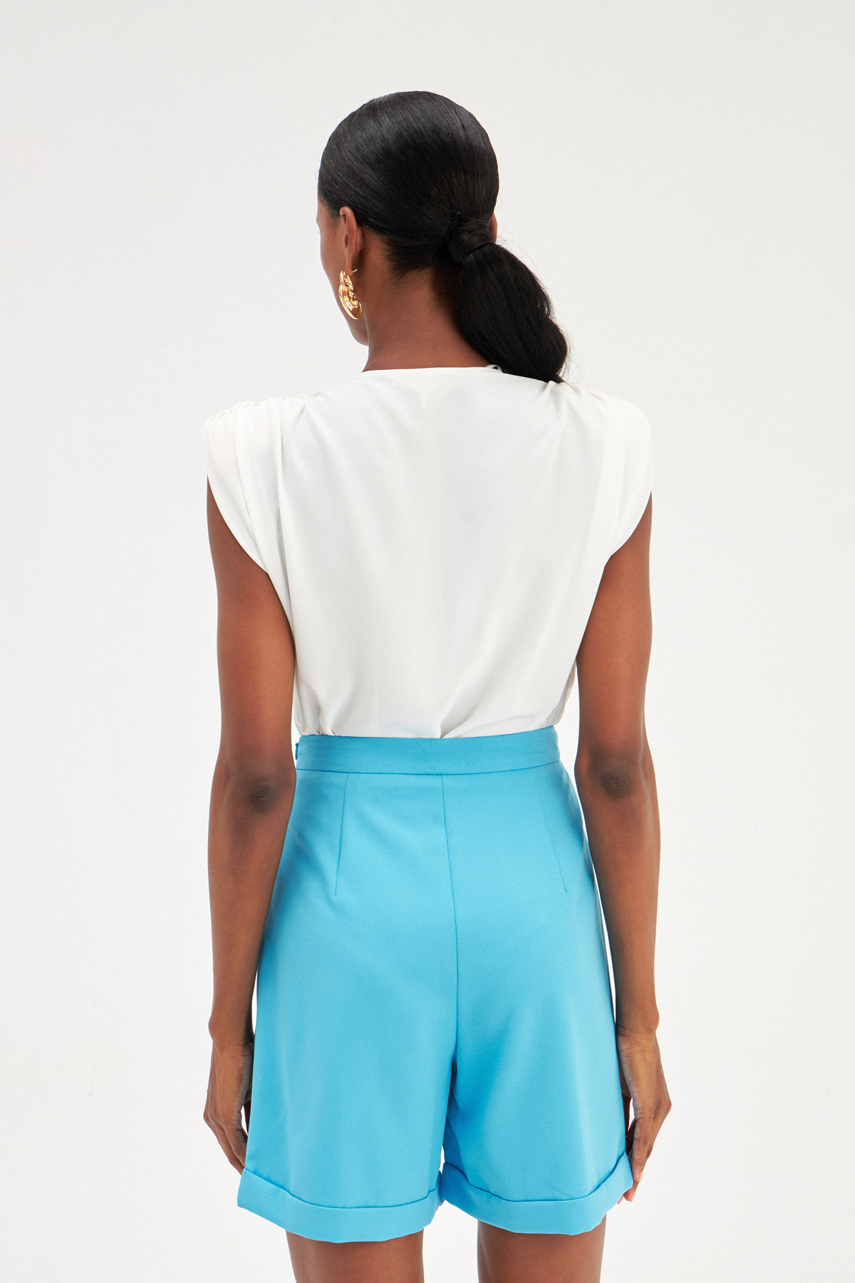 Kat Detaylı Salaş Şort - MAVİ