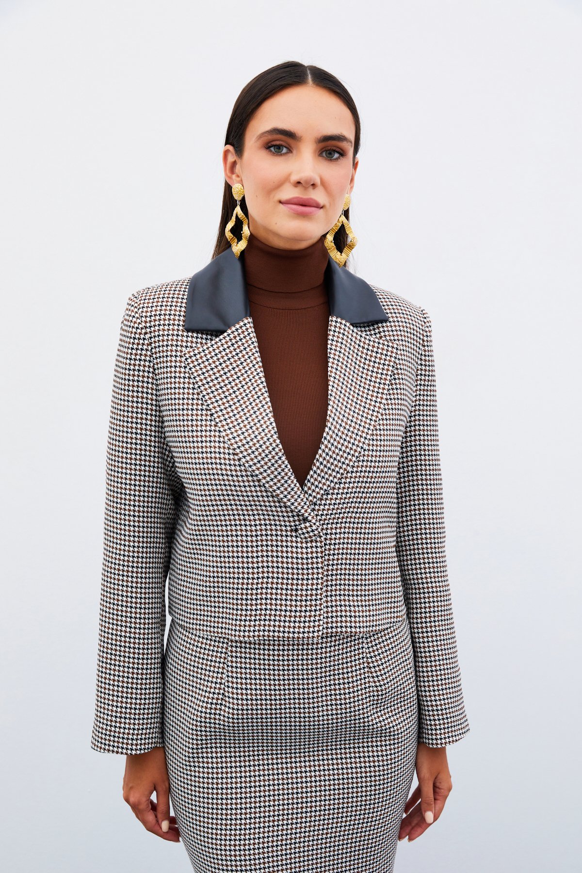 Houndstooth Crop Jacket - BROWN