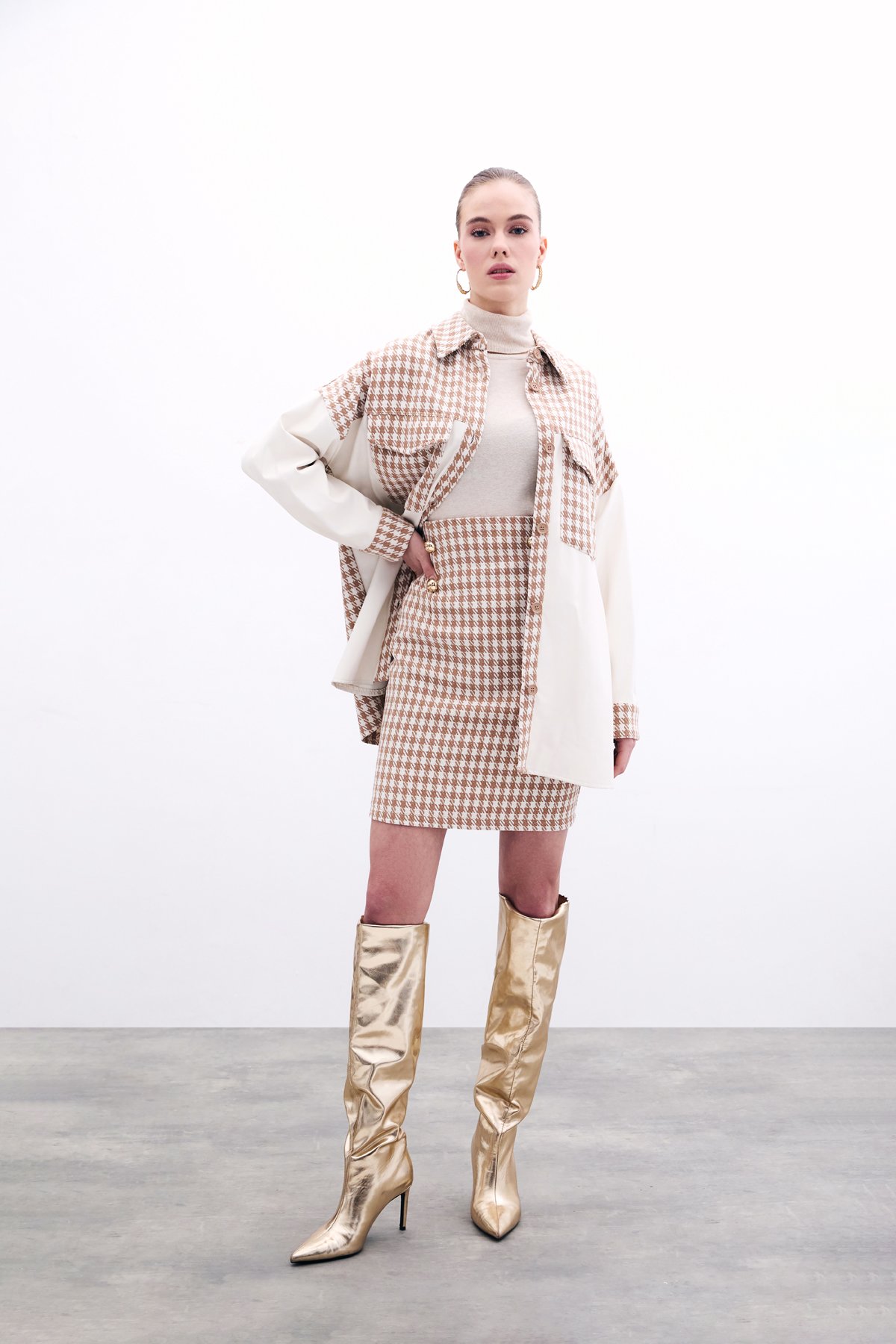 Kazayağı Desenli Mini Etek - Camel