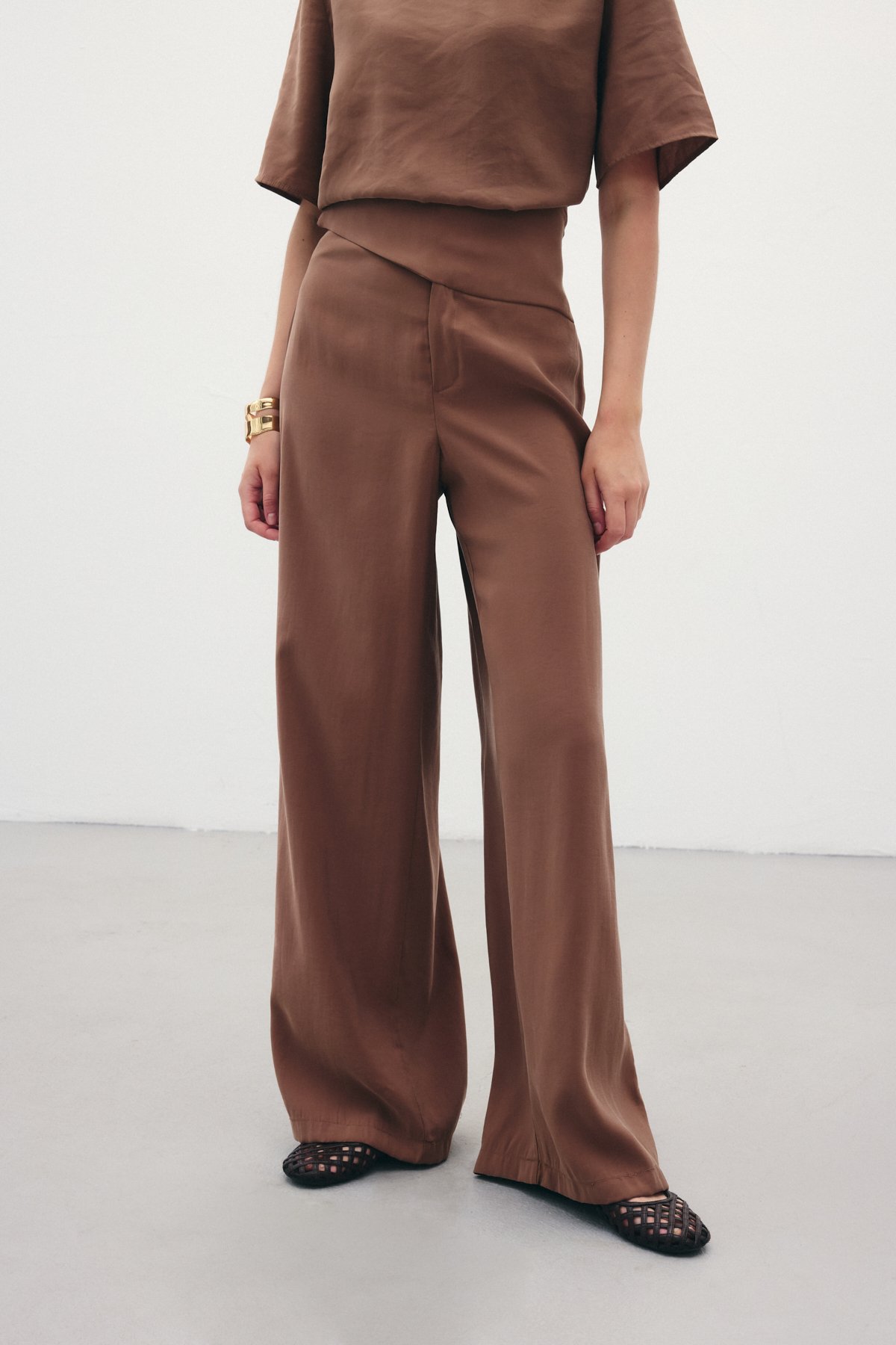 Kemer Detaylı Modal Pantolon - Kahve