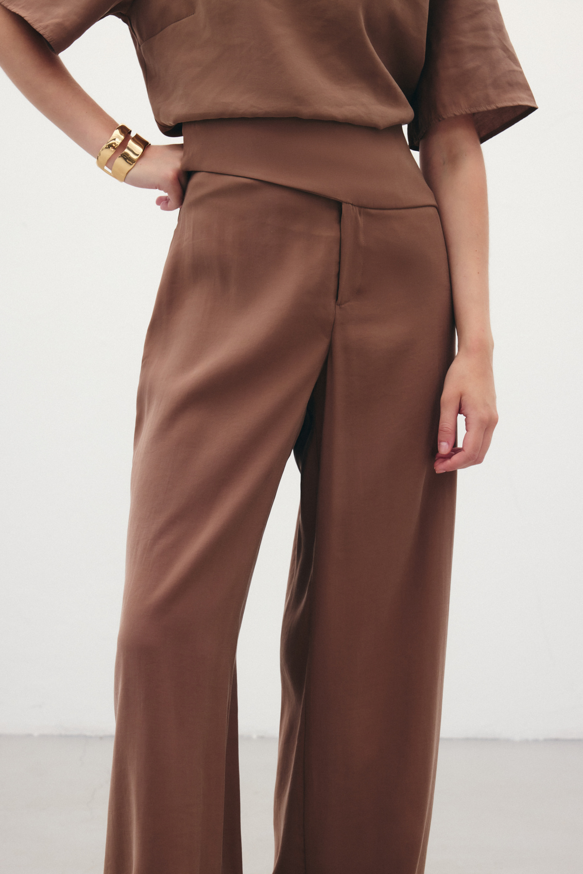 Kemer Detaylı Modal Pantolon - Kahve