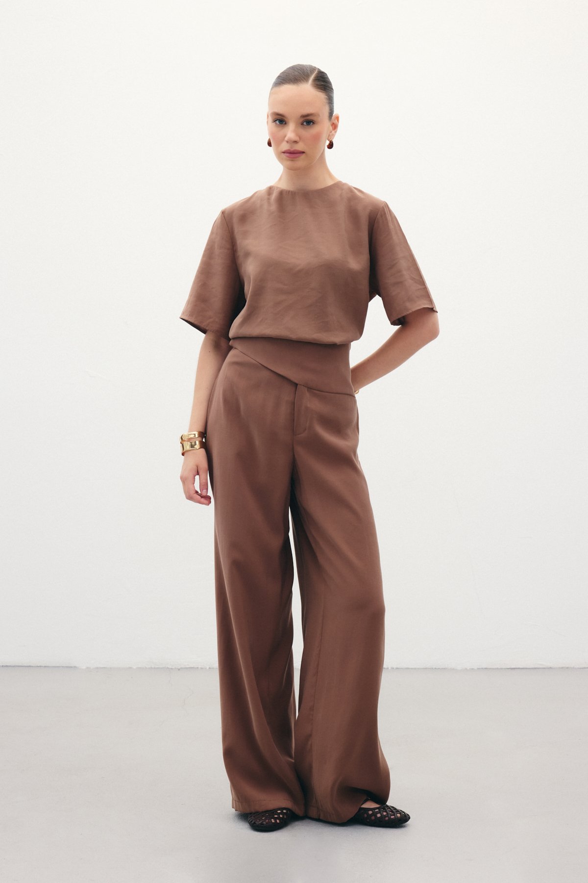 Kemer Detaylı Modal Pantolon - Kahve