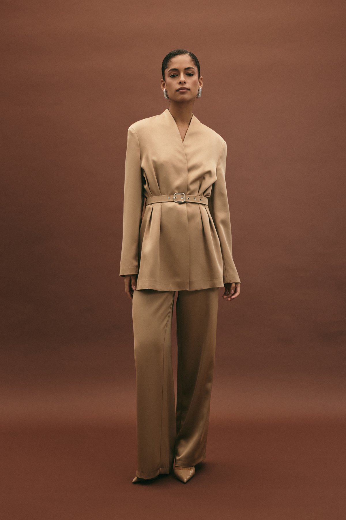 Kemer Detaylı Saten Pantolon - Vizon