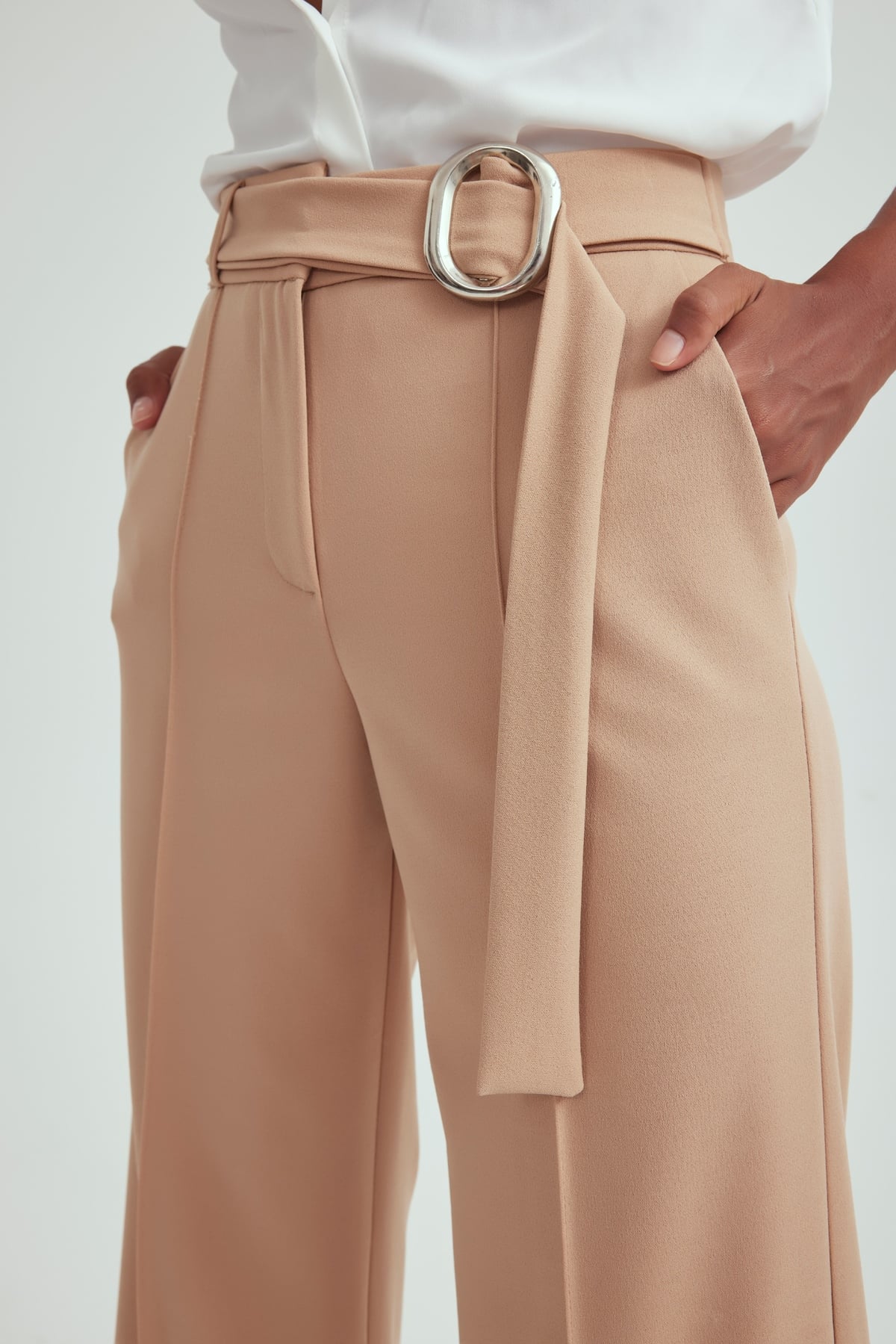 Kemerli bol paça pantolon - BEJ