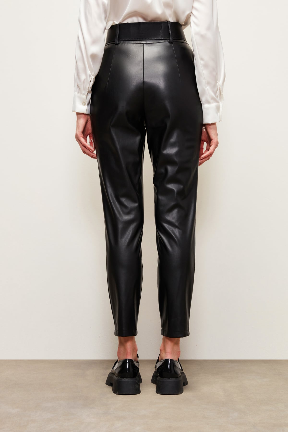 Belted leather pants - BLACK