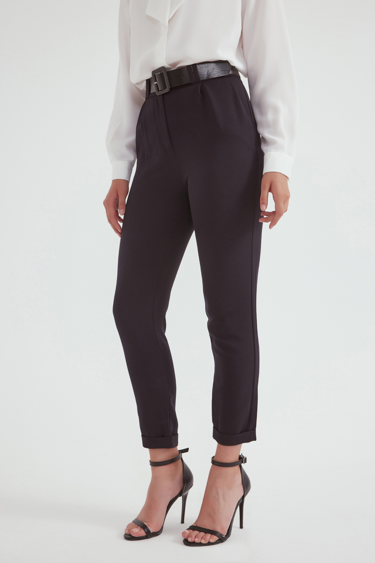 Kemerli duble paça pantolon - SİYAH