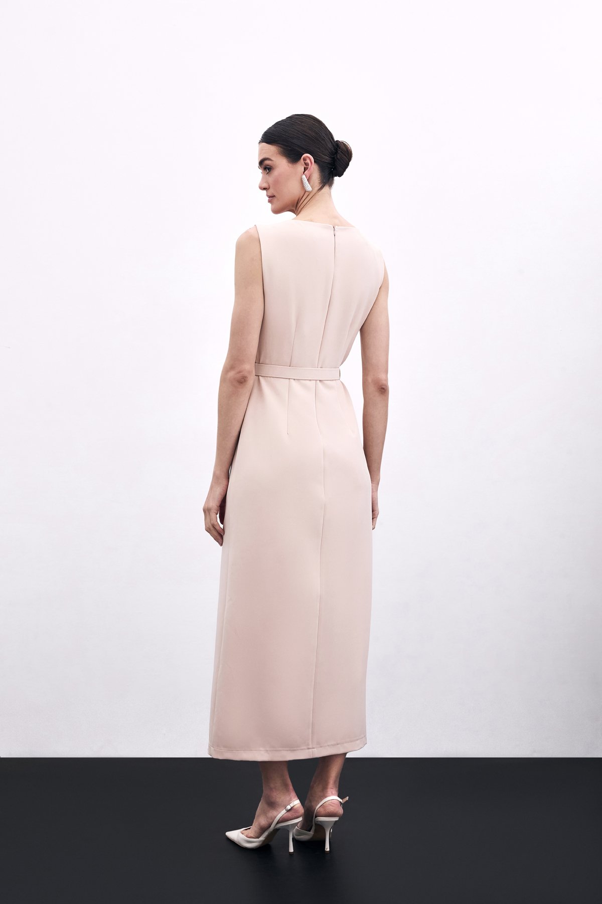 Kemerli Kalem Elbise - Bej