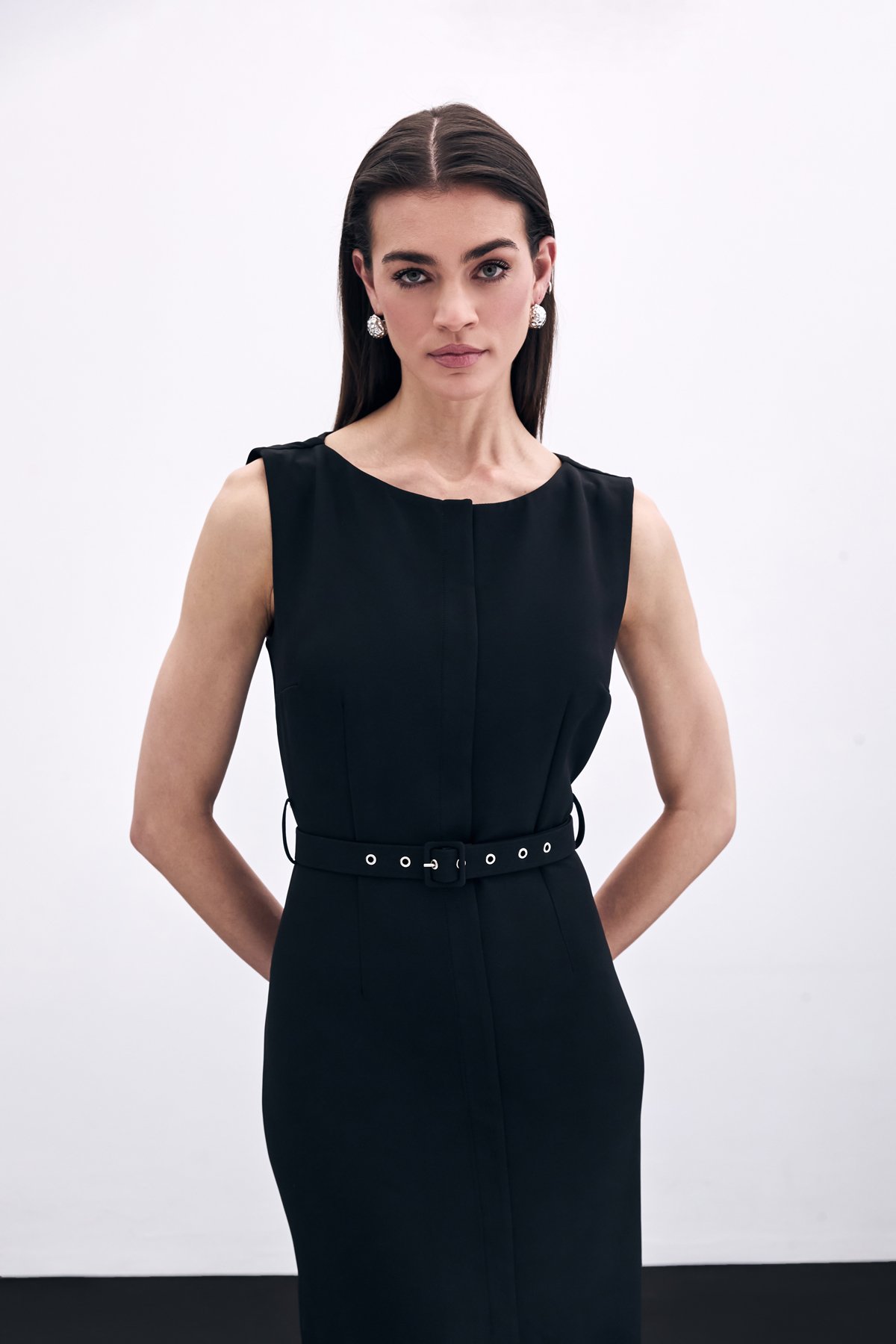 Kemerli Kalem Elbise - Siyah